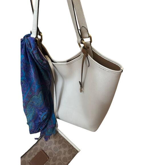 COACH Authentic City Tote White Brown Signature Canvas Large w/ Zip Pouch $295 - Picture 5 of 15